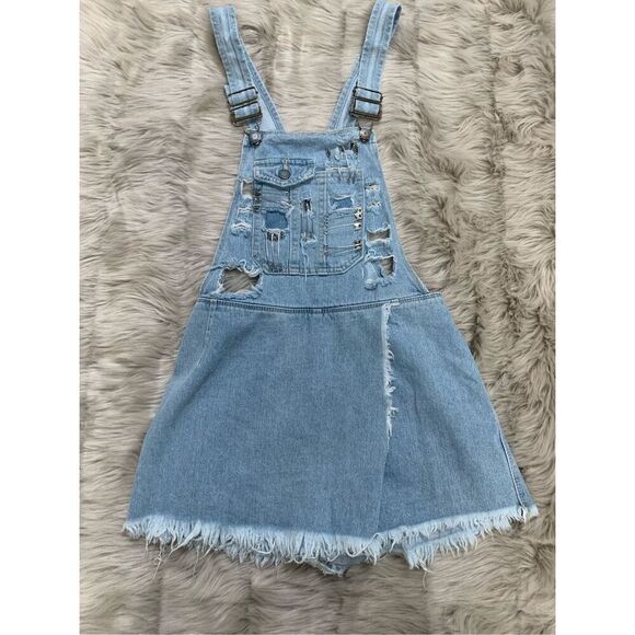 NWT LF CARMAR Safety-pin Distressed Overalls Skort Small - Picture 1 of 10